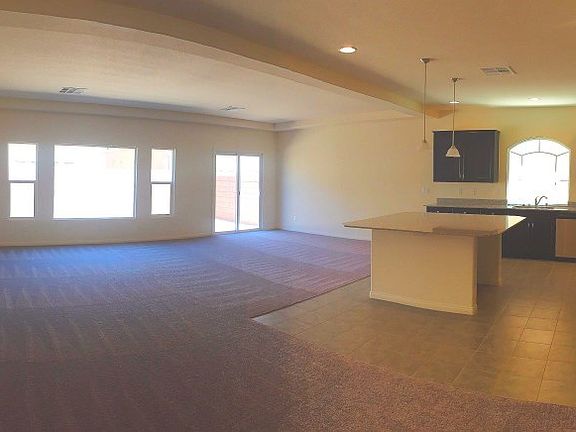 3rd image of 5900 Crown Palms Ave
