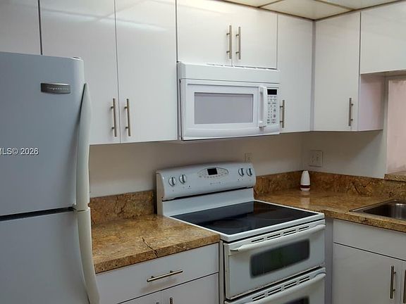 2nd image of 19701 SW 114th Ave APT 266