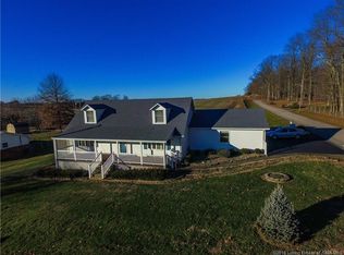 390 E Oak Dr, Salem, IN 47167