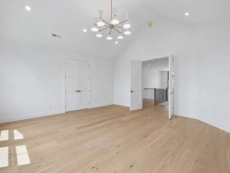 17 Jones Cir — Photo 41