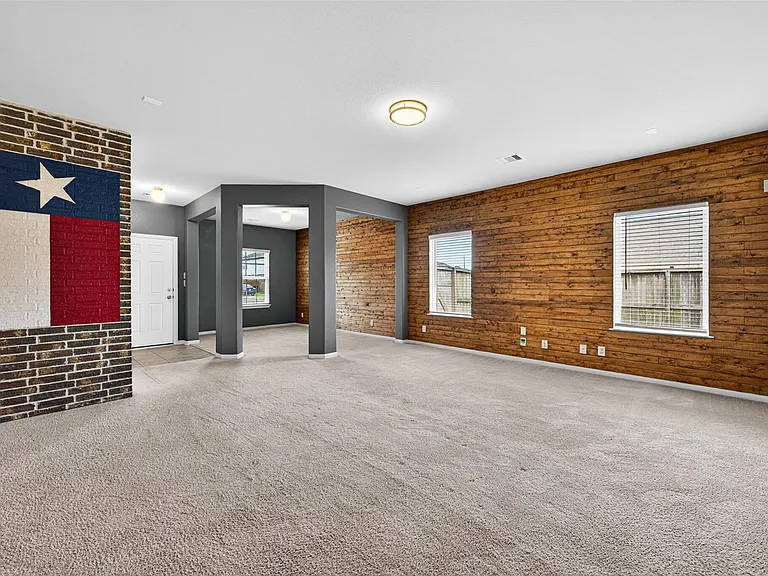 2429 Abbot Brook Dr — Photo 13