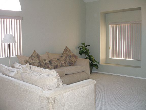 3rd image of 10561 Greenbrook Pl