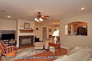 5th image of 2104 SE 42nd Ave