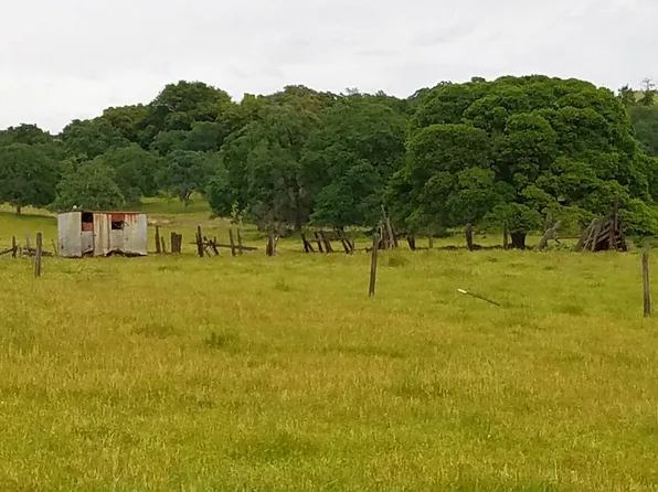 11 Neal Rd, Paradise, CA 95969