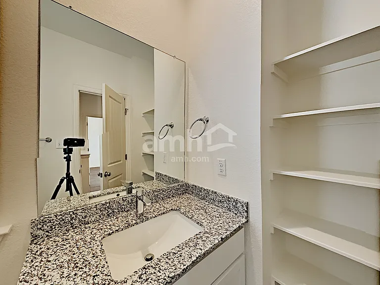 2709 Meadowood Hts — Photo 14