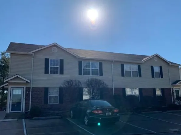 161 Harvest Moon Ct, Saint Peters, MO 63304
