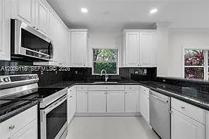 7482 NW 21st Ct — Photo 9
