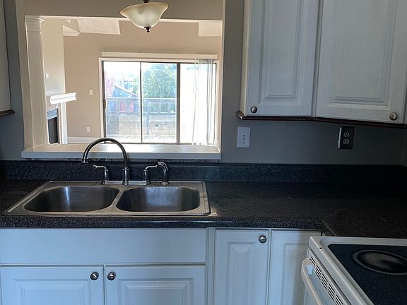 4th image of 9035 J M Keynes Dr Unit 34