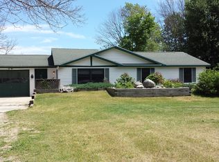 1084 Oberlin Rd, Gladwin, MI 48624