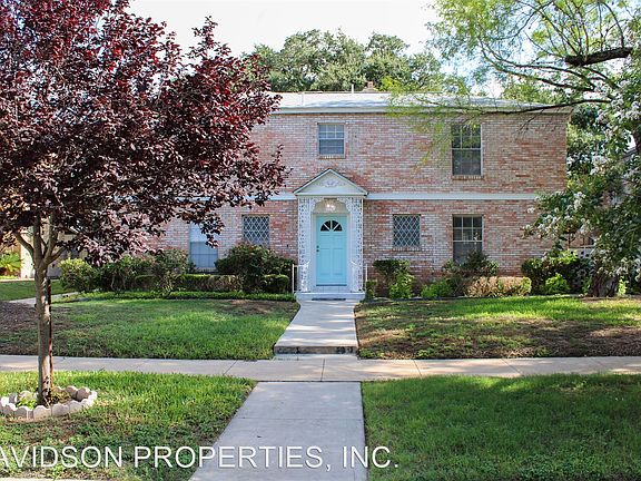 2nd image of 331 E Rosewood Ave #10331785