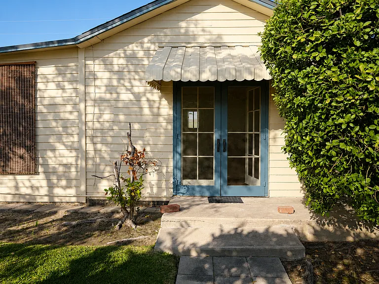 8849 Naomi Ave — Photo 13