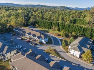 52 Charleston View Ct #3B-2BA-1307SQFT, Hendersonville, NC 28792