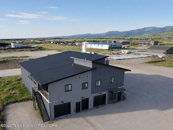 4th image of 1310 Industrial Ln