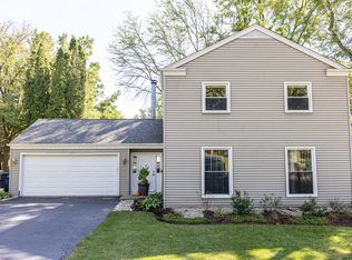 1415 Plainview Rd, Carpentersville, IL 60110