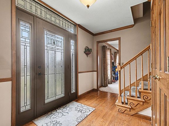 3rd image of 5605 Raleigh Dr