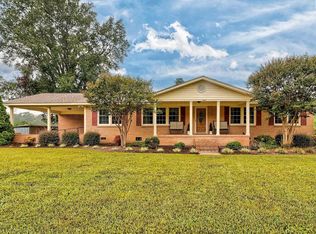 221 Crooked Creek Rd, Chapin, SC 29036