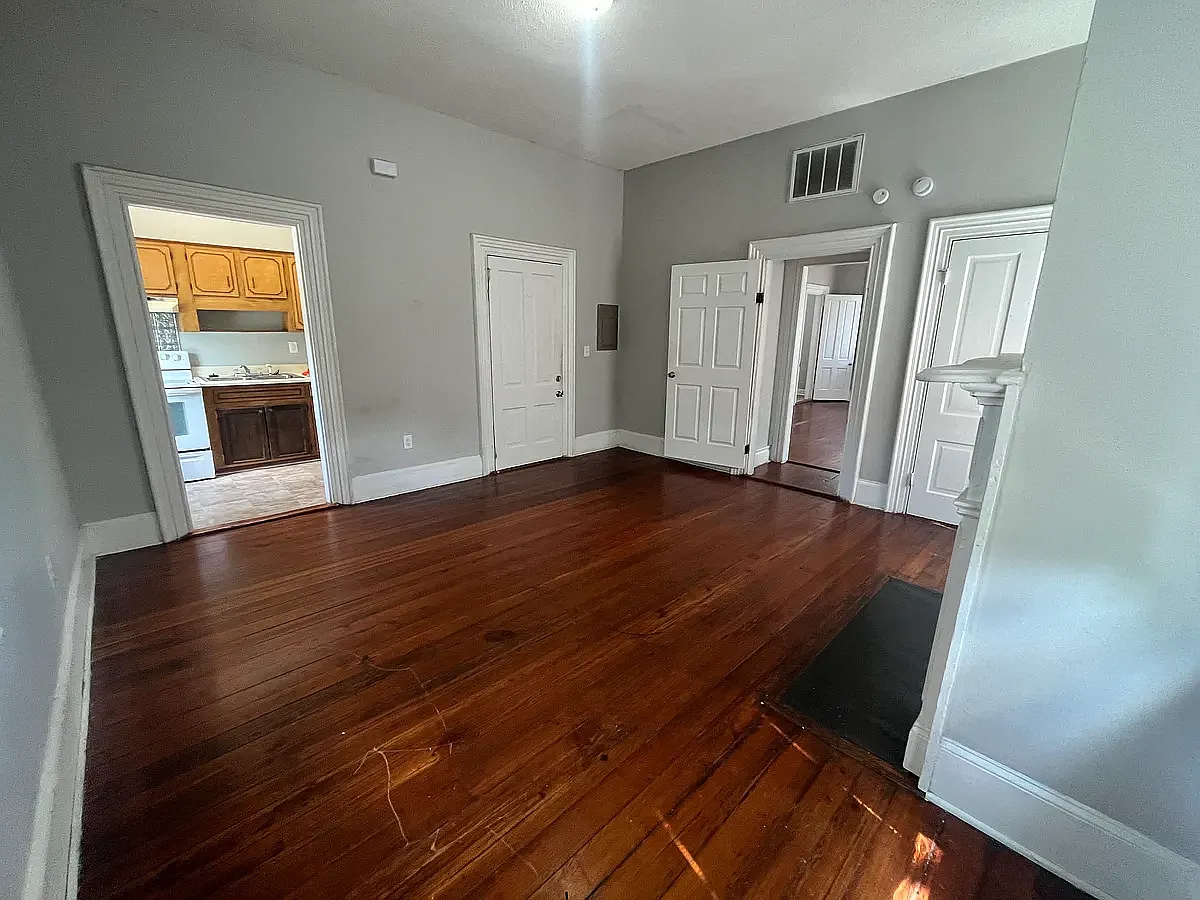 1 bed, 750 sqft, $750 — Photo 2