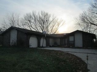 729 Myrtle Ct, Sandwich, IL 60548