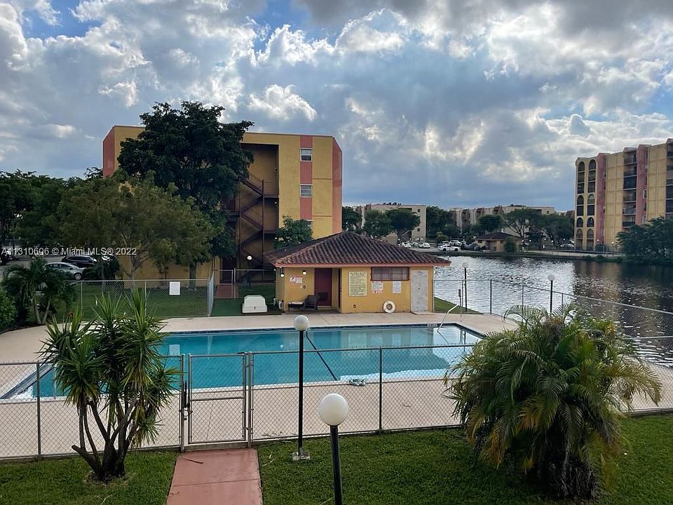 1st image of 4707 NW 7th St APT 209-8