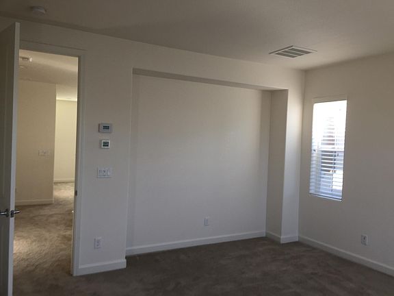 5th image of 493 E Marcello Ave