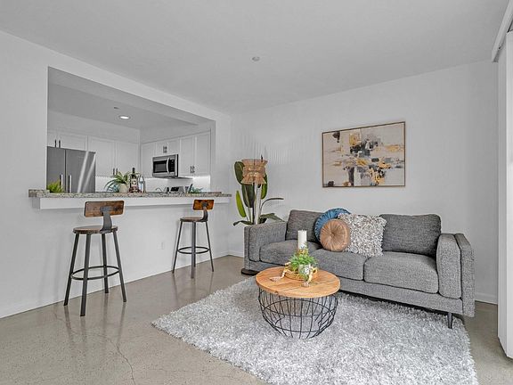 4th image of 6978 Gregorich Dr Unit E