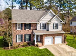 4 Foxlair Ct, Durham, NC 27712