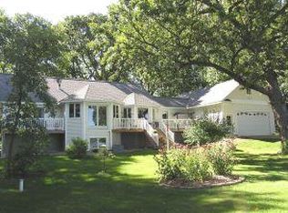 W11492 Lake Dr, Randolph, WI 53956