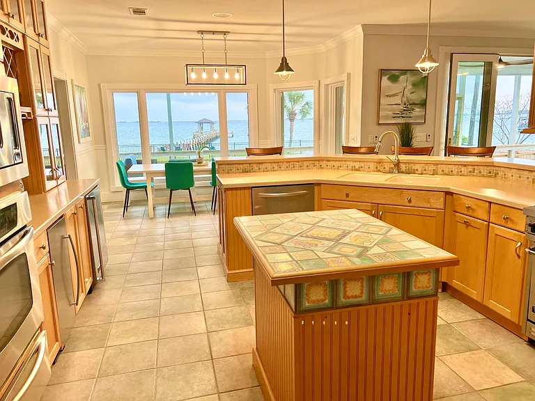 2036 Pritchard Point Dr — Photo 10