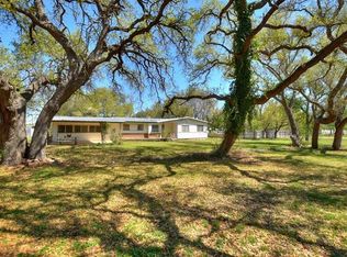639 Highway 71, Llano, TX 78643