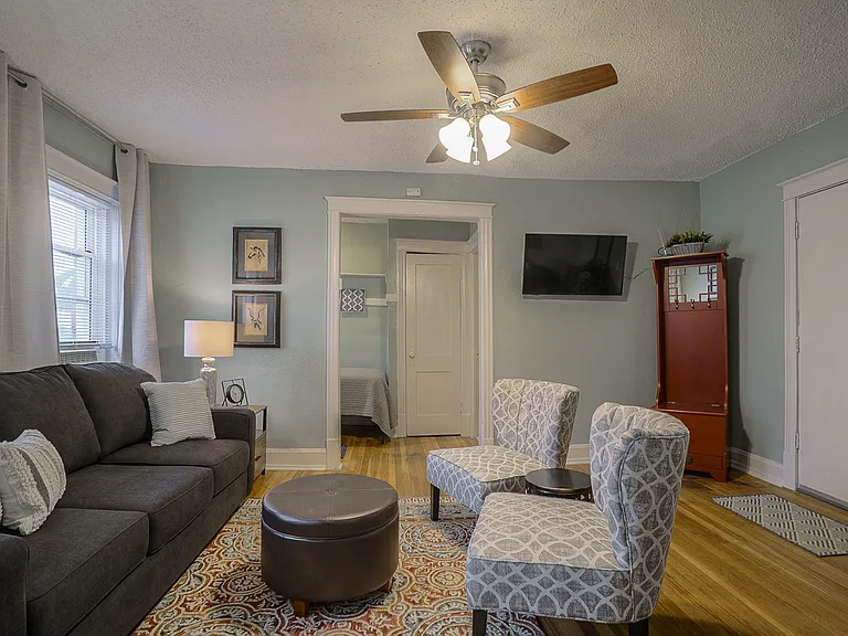 3721 Broadway Blvd #11 — Photo 4