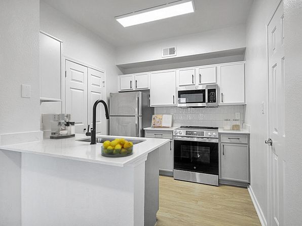 540 Buckingham Rd APT 822