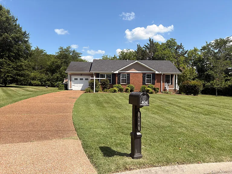 404 Dortch Ct — Photo 13