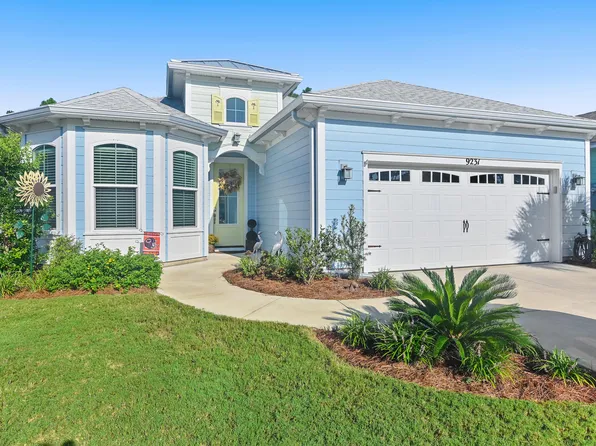 9231 Paradise Dr, Panama City Beach, FL 32413