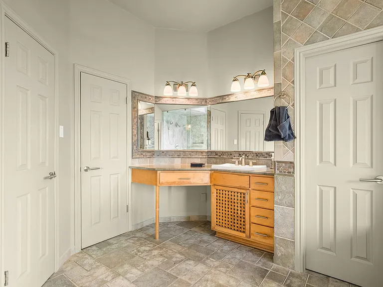7209 Foxtree Cv — Photo 8