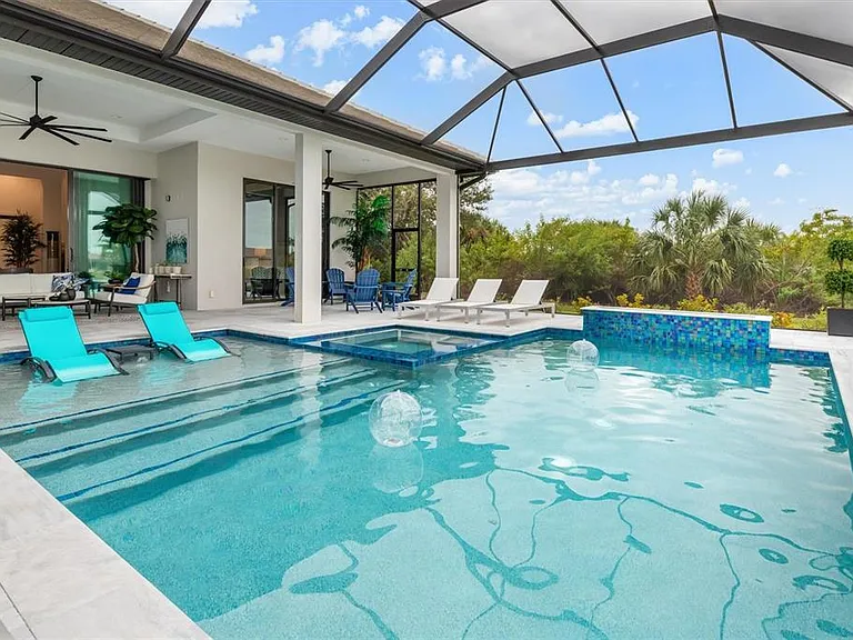9474 Melody Cir — Photo 45