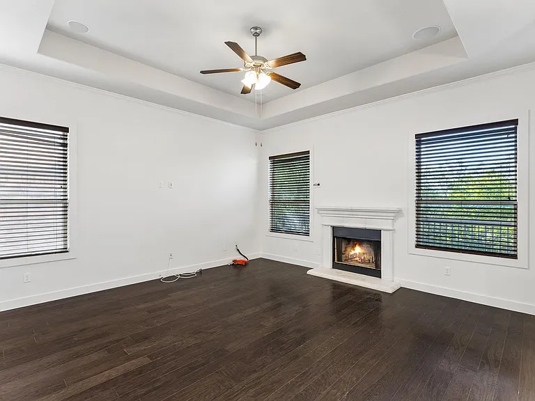 2604 Lou Hollow Pl — Photo 12