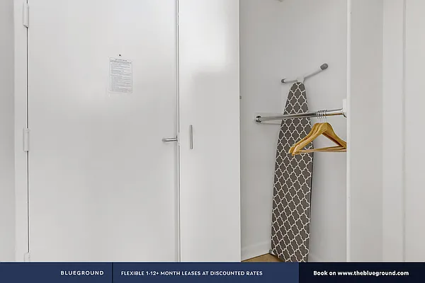 Rented by The Blueground | media 89