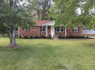 410 Carter House Dr, La Vergne, TN 37086