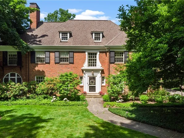 2928 Attleboro Rd, Shaker Heights, OH 44120