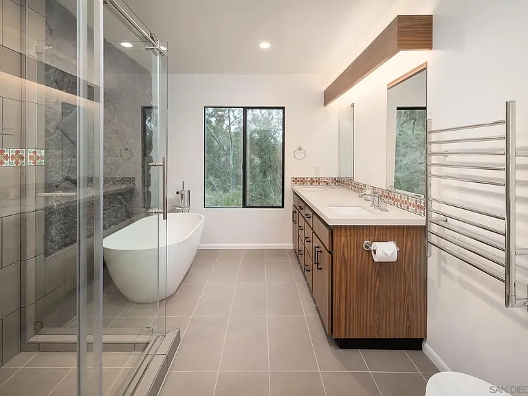 5406 Las Palomas — Photo 14