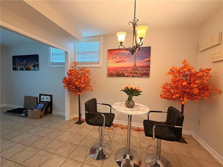 412 Bellevue Ave #9 — Photo 10