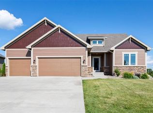 3909 NE Bellagio Cir, Ankeny, IA 50021