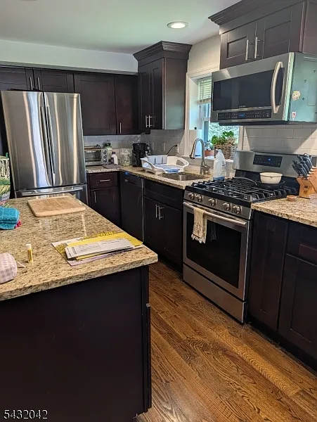 2 bed, 2.0 bath, $3,300 — Photo 4