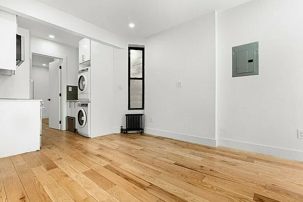 Rented by REAL New York | media 8