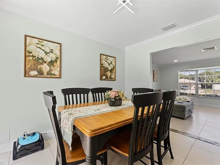2250 Poinciana St — Photo 13