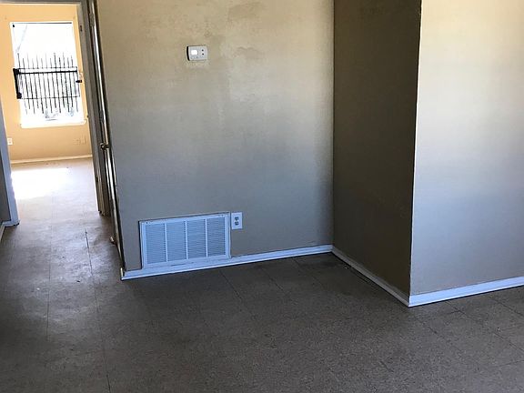 5th image of 5233-35 Helmick Ave #5235