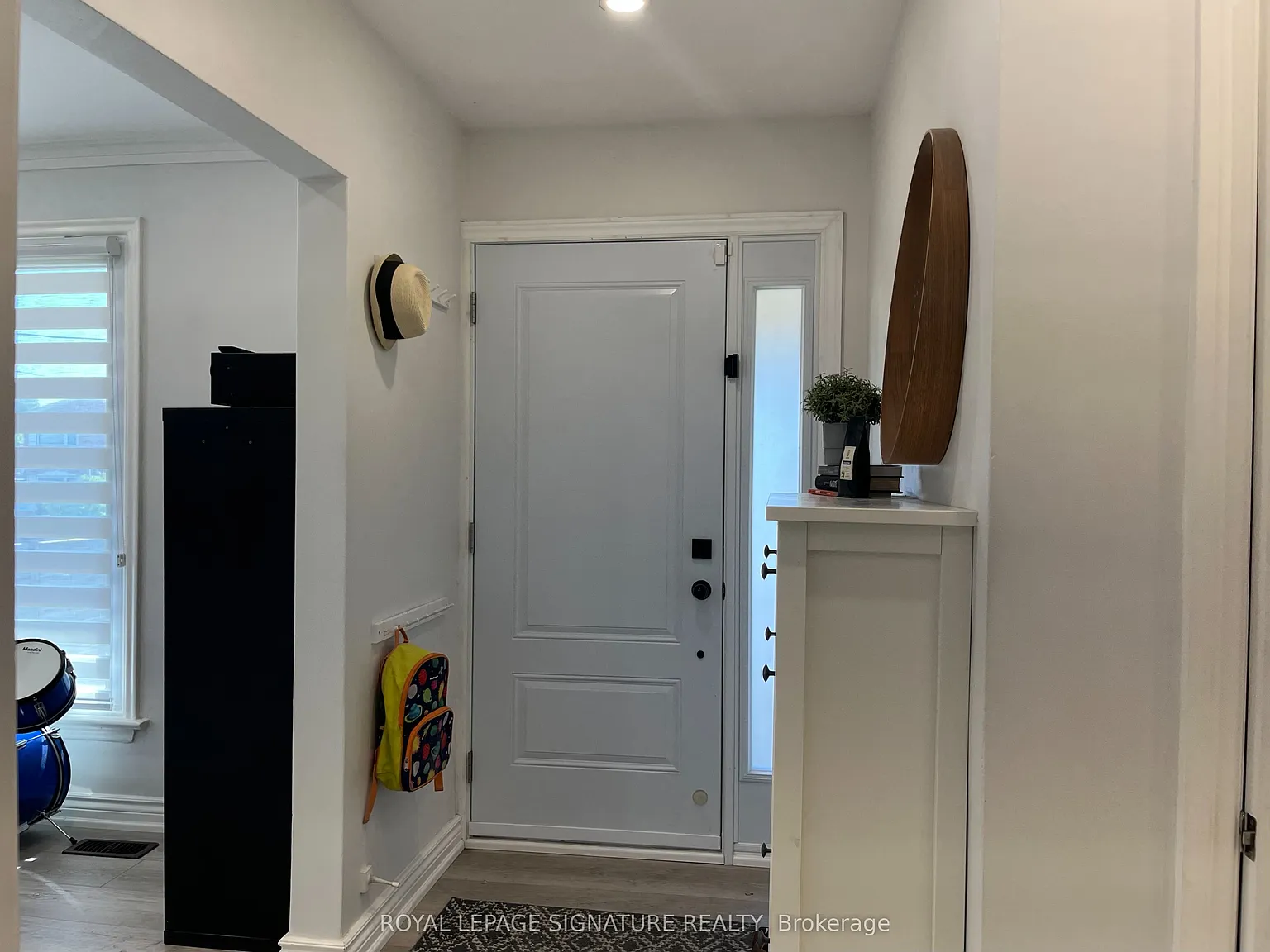 3 bed, $2,950 — Photo 2