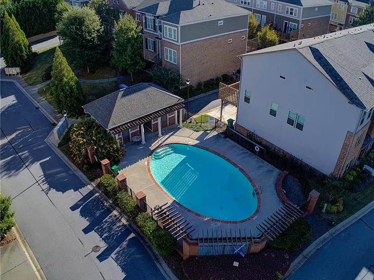 1300 Hopkins Dr — Photo 30