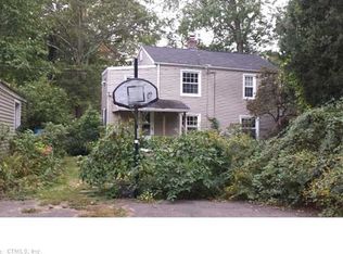 10 Horseshoe Rd, Guilford, CT 06437