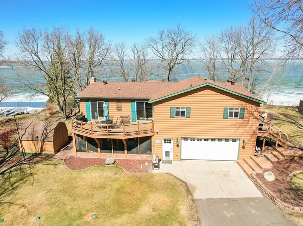 24295 Matson Point Trl, Pelican Rapids, MN 56572